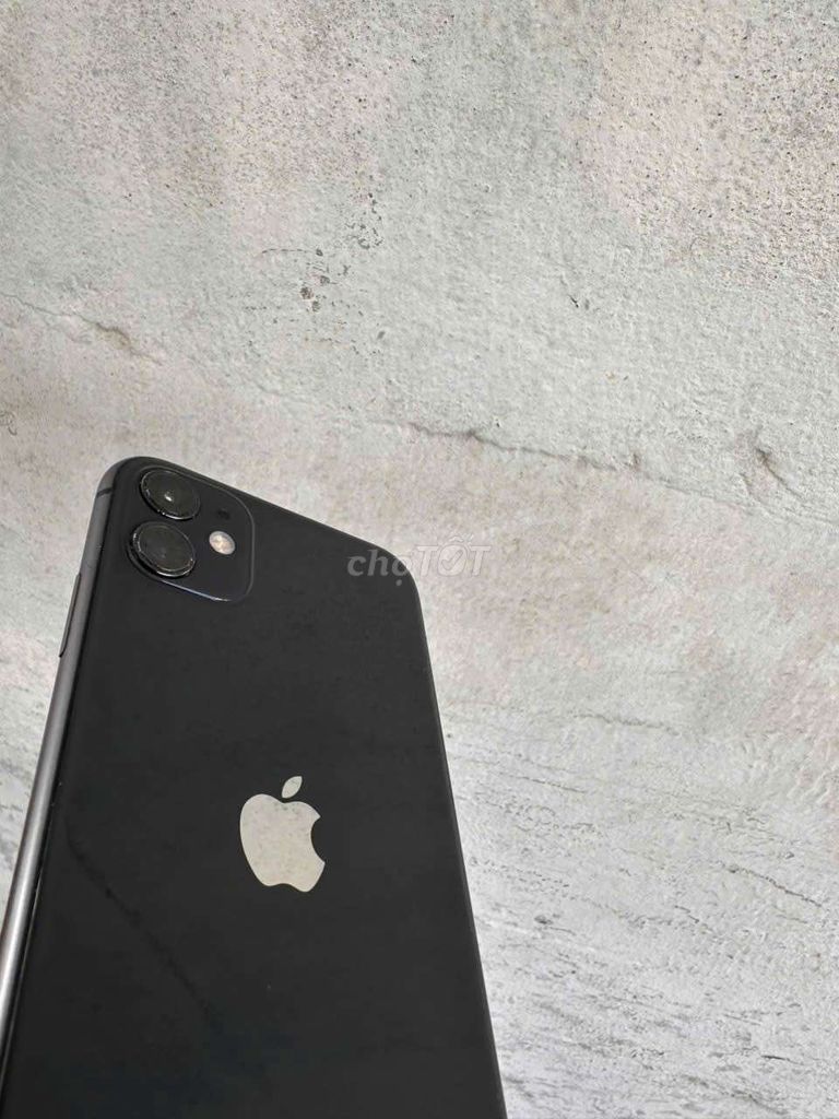 Apple iPhone 11 Đen Đã sử dụng. Mua bán Điện thoại tại Quận Ninh Kiều Cần Thơ được đăng bởi Kpmobile hình 1