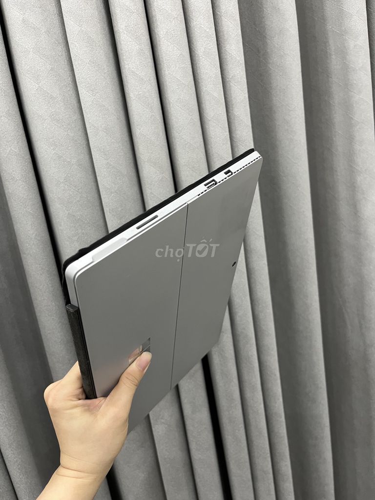 Surface pro 4 - máy Nhật kèm phím và sạc