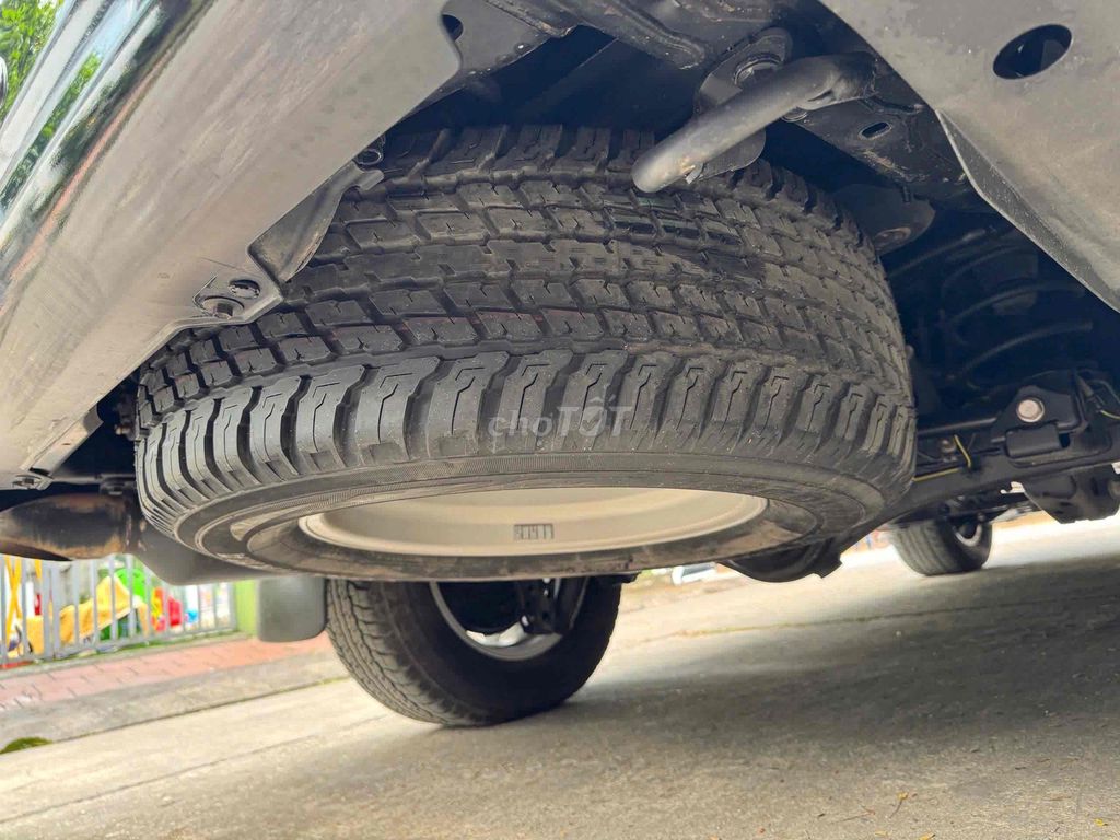 Toyota Land Cruiser V8 2019 Đen 80000 km. Mua bán Ô tô tại Quận Cầu Giấy Hà Nội được đăng bởi Cao Quý hình 15