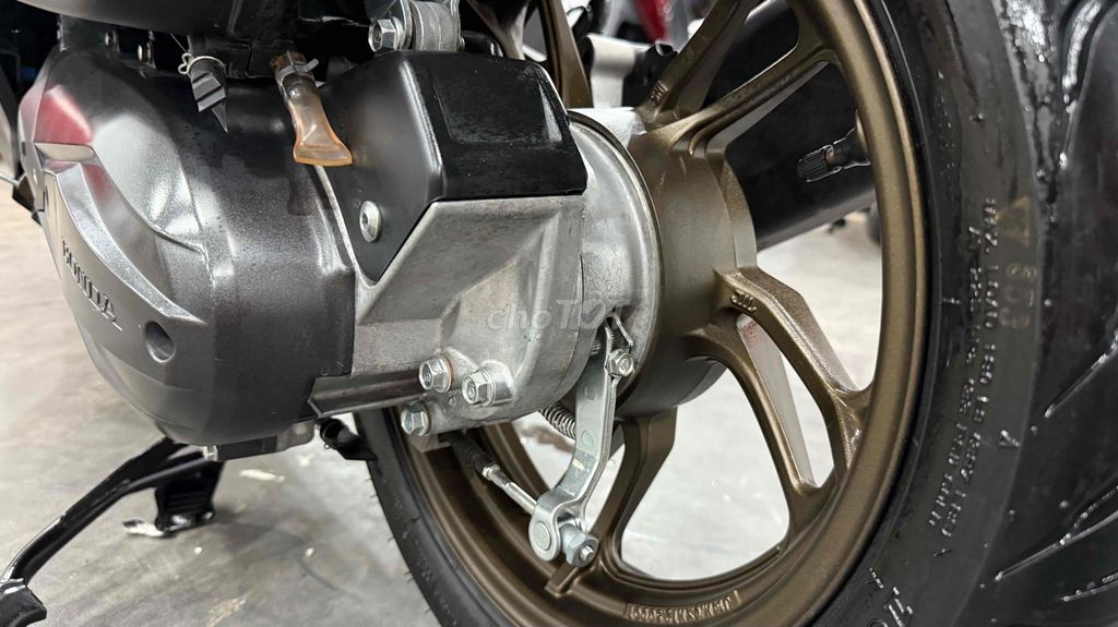 HONDA VARIO 125 SIÊU LƯỚT ĐK 2024 NHẬP KHẨU INDO. Mua bán Xe máy tại Thành phố Long Khánh Đồng Nai được đăng bởi Cửa Hàng Xe Máy Cũ Thành Phát Đồng Nai hình 6
