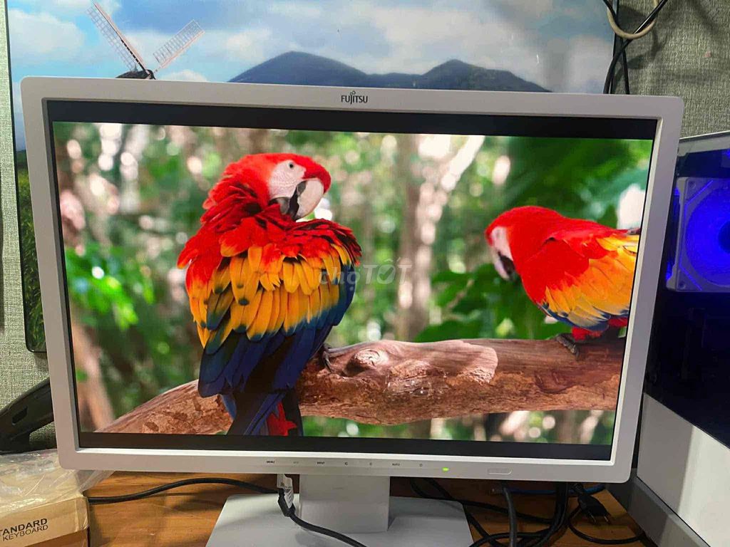 Màn hình máy tính Fujitsu 24 inch siêu sáng nét. Mua bán Phụ kiện (Màn hình, Chuột...) tại Huyện Dương Minh Châu Tây Ninh được đăng bởi ĐỨC  hình 1