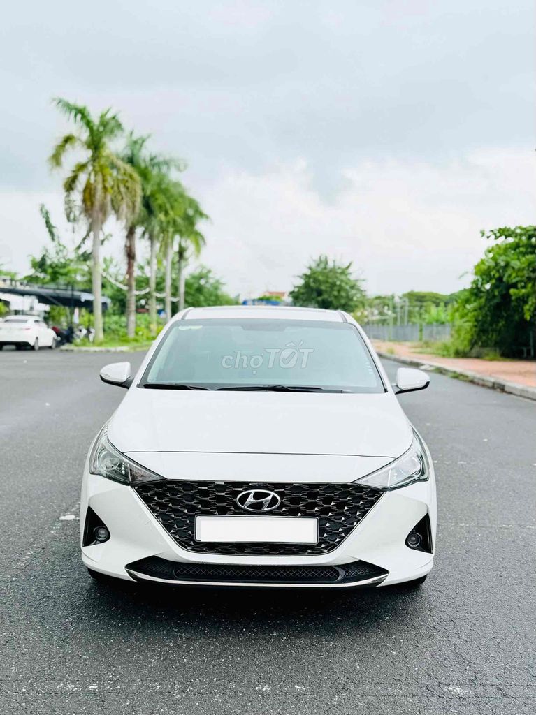 Hyundai Accent 2022 1.4 AT Đặc Biệt - 40000 km. Mua bán Ô tô tại Quận Hải Châu Đà Nẵng được đăng bởi Nguyễn Vương Auto hình 1