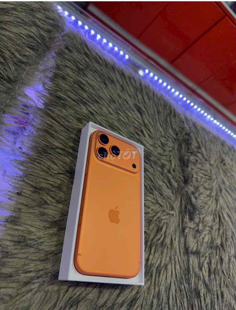 17promax 1tb cam qtế mỹ newbody sạc1lần bh t1/2027. Mua bán Điện thoại tại Quận 3 Tp Hồ Chí Minh được đăng bởi Nam Á Mobile hình 1