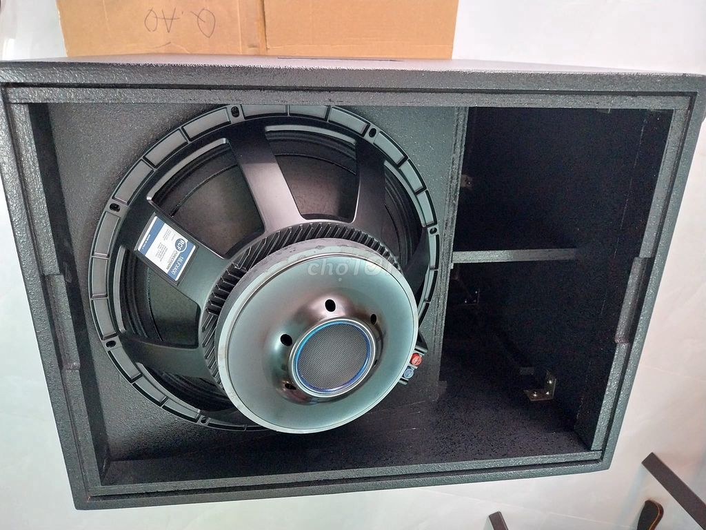 Sub hơi Rcf bass 5 tấc vỏ ván ép mới 100%. Mua bán Tivi, Âm thanh tại Quận 12 Tp Hồ Chí Minh được đăng bởi Audio Bùi Môn hình 4