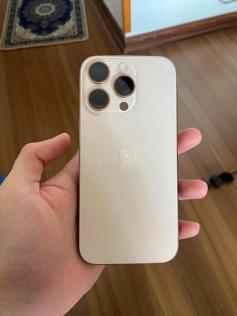 Apple iPhone 16 Pro 256GB Vàng VNA. Mua bán Điện thoại tại Quận Hoàng Mai Hà Nội được đăng bởi minh nguyễn hình 1