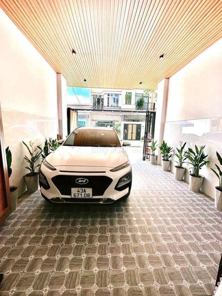 Furnished 3-bedroom house near Nguyễn Tất Thành beach — photo 2