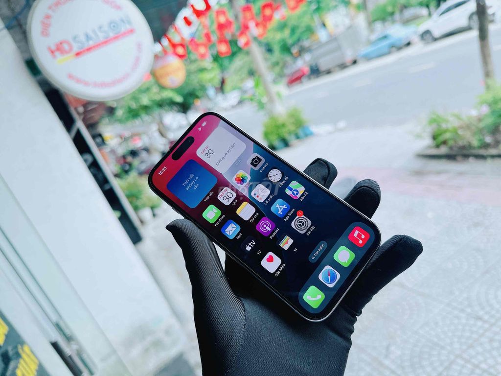 iPhone 15 Pro 128G tự nhiên Việt Nam 99% có TrảGóp. Mua bán Điện thoại tại Quận Hải Châu Đà Nẵng được đăng bởi TUẤN LUXURY MOBILE ĐÀ NẴNG hình 1