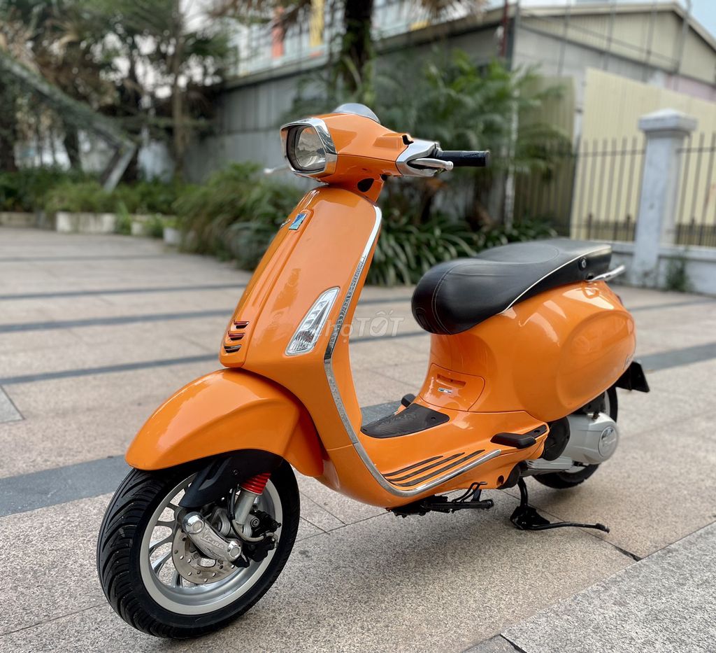 Vespa primavera up sprint (HT TRẢ GÓP)