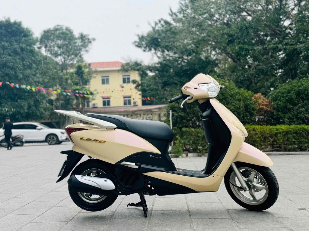 Lead 110fi be cuối 2011 máy đại chất  1 chủ. Mua bán Xe máy tại Quận Cầu Giấy Hà Nội được đăng bởi nguyễn bích thuỷ hình 2