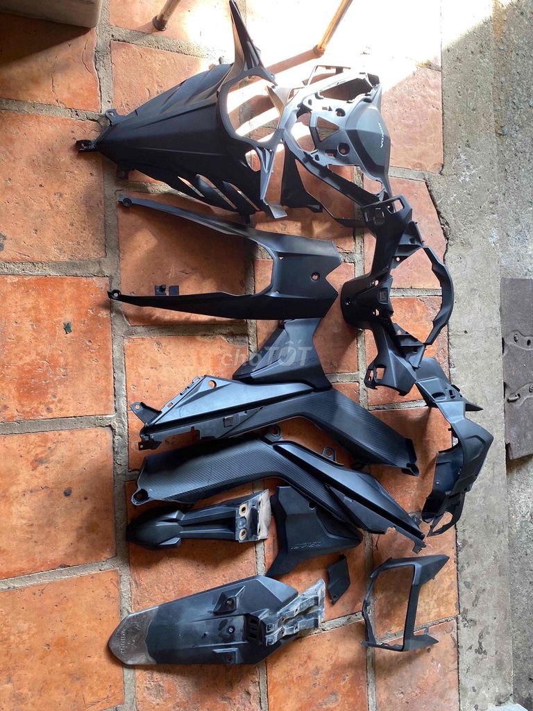 nhựa nhám winer v1 gồm 15 món. Mua bán Phụ tùng xe tại Thành phố Đồng Xoài Bình Phước được đăng bởi Tran hình 3