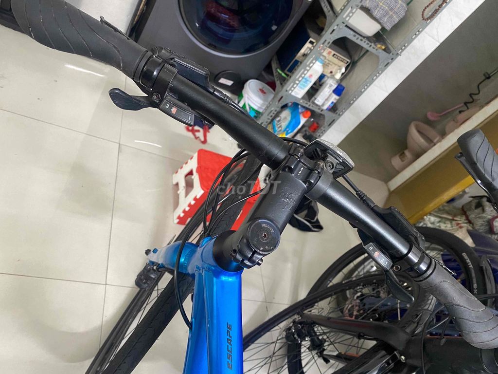 Xe đạp giant escape 2 quốc tế 3x8 phanh dầu. Mua bán Xe đạp tại Quận Hải Châu Đà Nẵng được đăng bởi bao hình 5