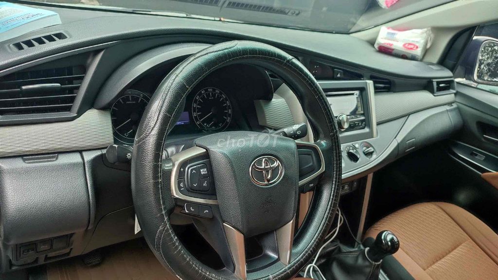 Toyota Innova 2017 2.0E - 123000 km. Mua bán Ô tô tại Quận Hai Bà Trưng Hà Nội được đăng bởi SellCar hình 2