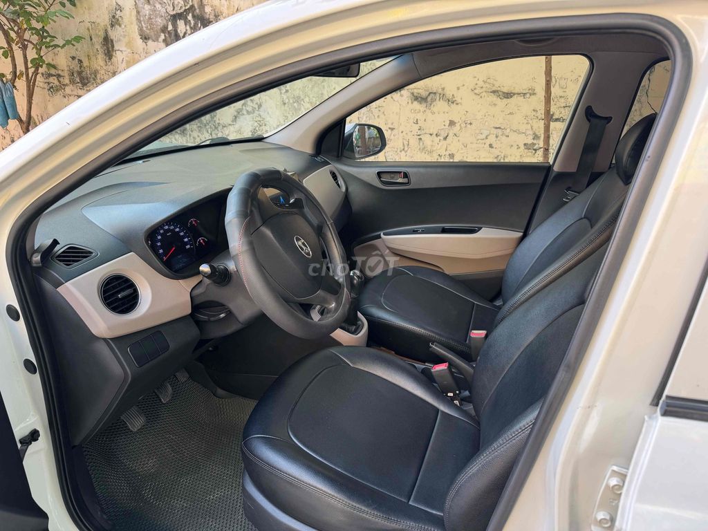 Hyundai Grand i10 2016 Trắng. Mua bán Ô tô tại Quận Bình Tân Tp Hồ Chí Minh được đăng bởi  Mãnh hình 11