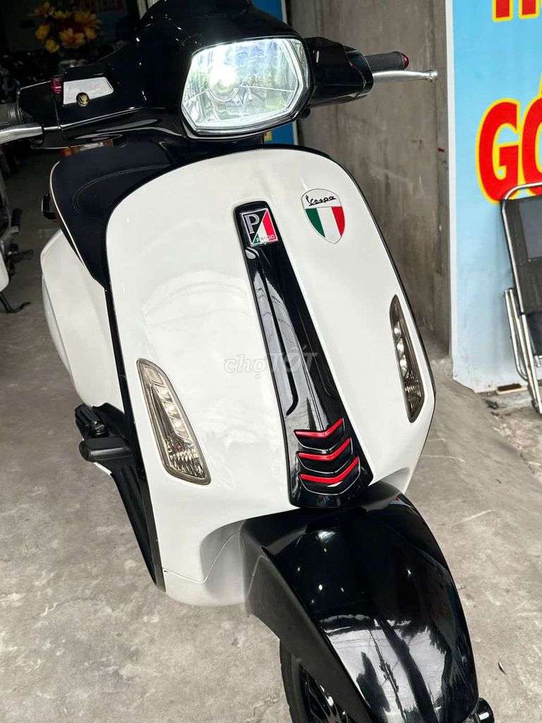 Vespa ( e có bán góp ). Mua bán Xe máy tại Quận Ninh Kiều Cần Thơ được đăng bởi MINH THIỆN bán xe trả góp hình 1