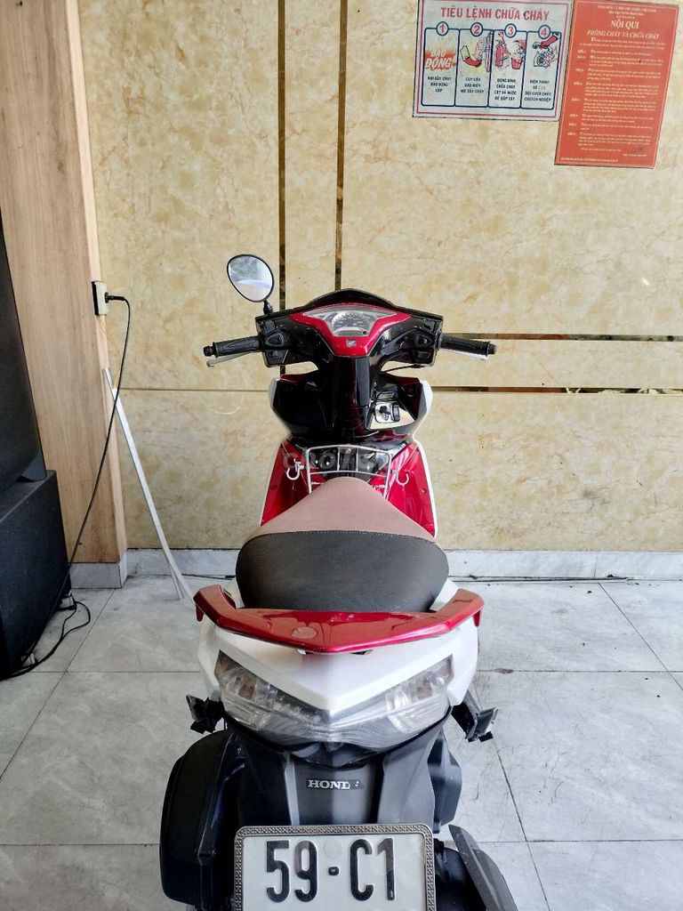 Air Blade FI 125 2013 ,BSTP,Xe Máy Êm Mạnh. Mua bán Xe máy tại Quận 12 Tp Hồ Chí Minh được đăng bởi Duy Khánh hình 4