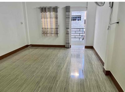 Nhà ở riêng biệt, giá sinh viên, khu dân cư , lịch sự, an ninh