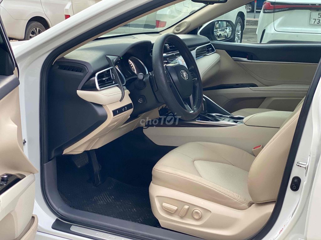 Toyota Camry 2021 2.5Q - 63000 km VAT 100%. Mua bán Ô tô tại Quận Bình Thạnh Tp Hồ Chí Minh được đăng bởi Toyota Sure hình 8