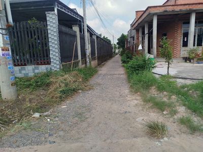 6,5 x 22 có thổ cư. Đường bê tông. Gần KCN Phước Đông. 480tr. Mua bán đất tại Huyện Gò Dầu Tây Ninh được đăng bởi Nguyễn Tấn Phát
