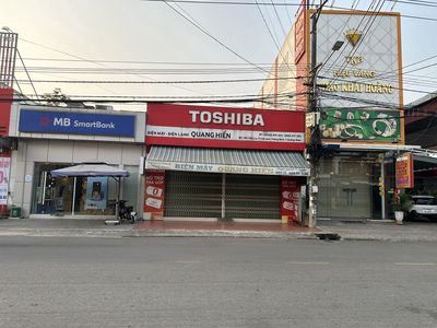 Cho thuê mặt bằng - Mặt tiền 8m cực hiếm - Trung tâm thị trấn Hà Lam