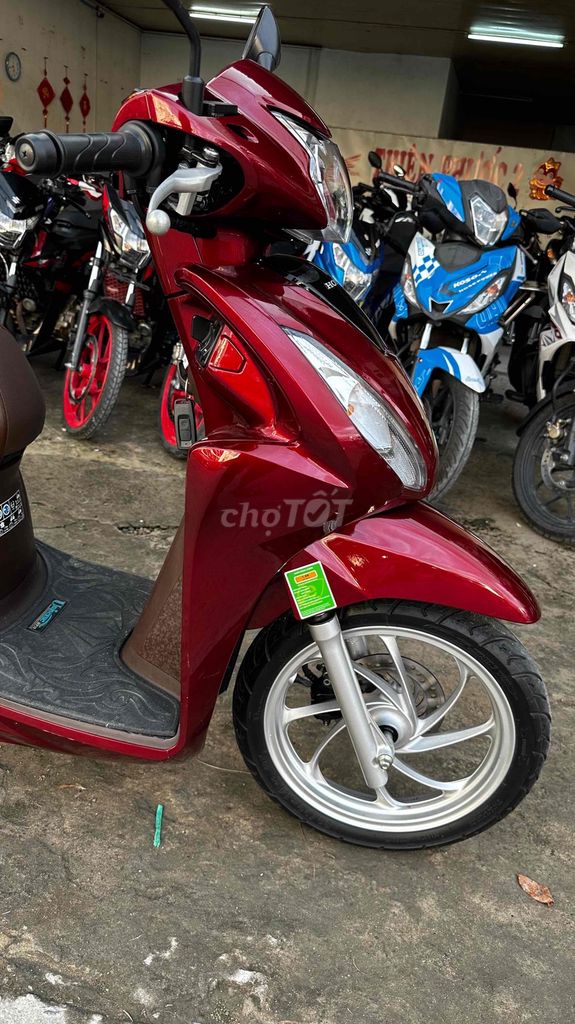 Honda Vision 2022 đỏ đen ( hỗ trợ góp ). Mua bán Xe máy tại Huyện Chợ Mới An Giang được đăng bởi Cửa hàng xe Thiên Phước 2 hình 10
