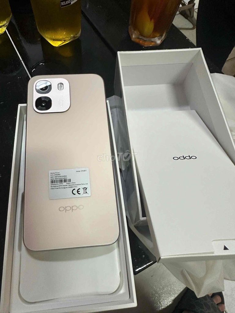 Oppo A6 128GB Vàng New. Mua bán Điện thoại tại Huyện Bình Chánh Tp Hồ Chí Minh được đăng bởi Hoàng Vũ hình 1