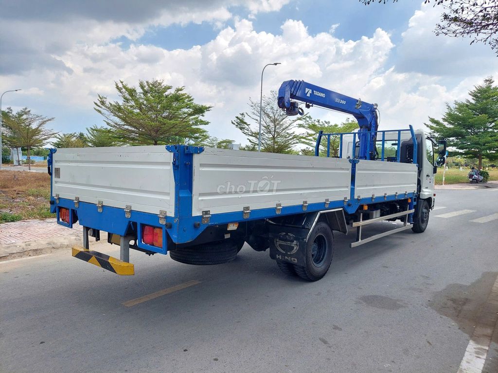 Xe cẩu 5 tấn thùng 6,1m HINO FC cẩu 3 tấn, 4 khúc. Mua bán Xe tải, xe ben tại Huyện Lâm Hà Lâm Đồng được đăng bởi Mr. An hình 3