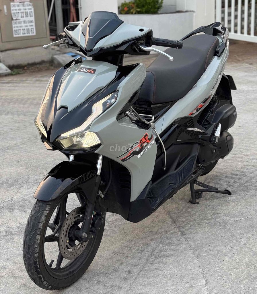Honda Air Blade 125 2021 Xám đen. Mua bán Xe máy tại Thành phố Vũng Tàu Bà Rịa - Vũng Tàu được đăng bởi xe máy cũ Trần Tùng hình 3