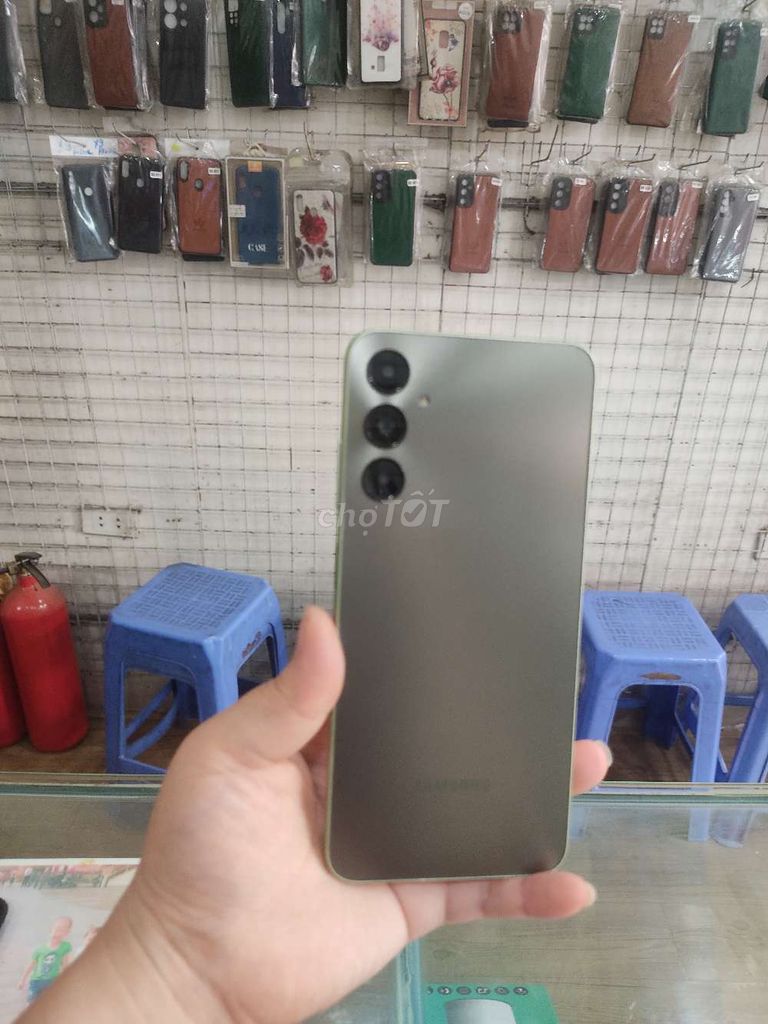Samsung A05s 4GB/128GB Xám. Mua bán Điện thoại tại Quận Cầu Giấy Hà Nội được đăng bởi thuy  hình 1
