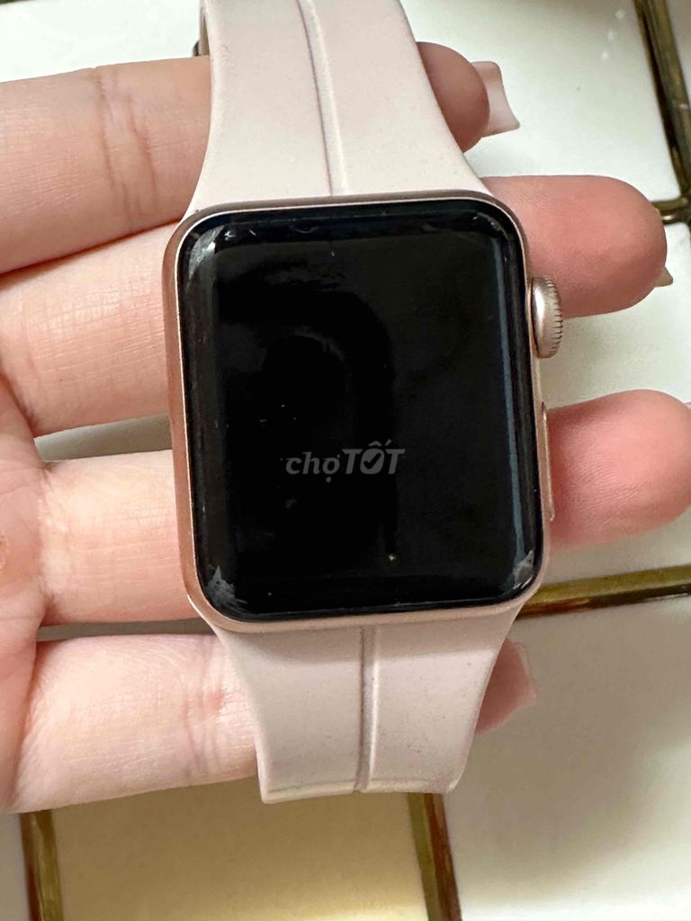 Apple Watch Series 3 LTE Hồng gold 38mm. Mua bán Thiết bị đeo thông minh tại Quận 4 Tp Hồ Chí Minh được đăng bởi Khánh Huyền bds Thủ Thiêm hình 1
