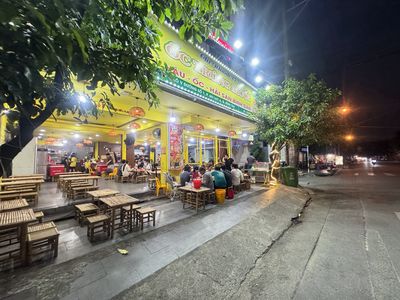 Tuyển nhân viên phục vụ cho 3 cn ốc Q10-Q5-BìnhTân. Việc làm tại Quận Bình Tân Tp Hồ Chí Minh được đăng bởi Trọng Vũ Nguyễn