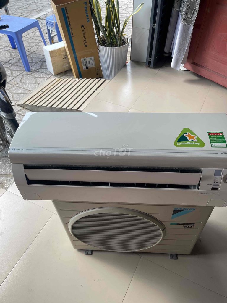 máy lạnh daikin mới 95%đẹp