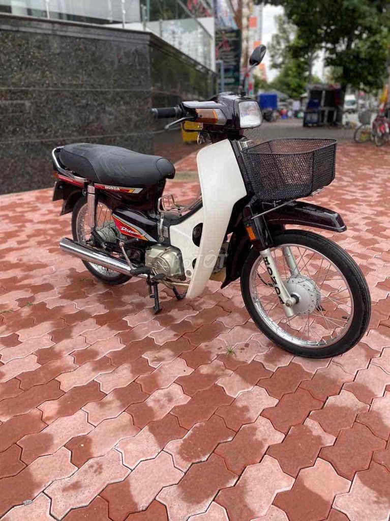 Honda Dream thái 2001,bstp,xe dọn mới đẹp keng. Mua bán Xe máy tại Quận 8 Tp Hồ Chí Minh được đăng bởi Bảo Anh hình 3