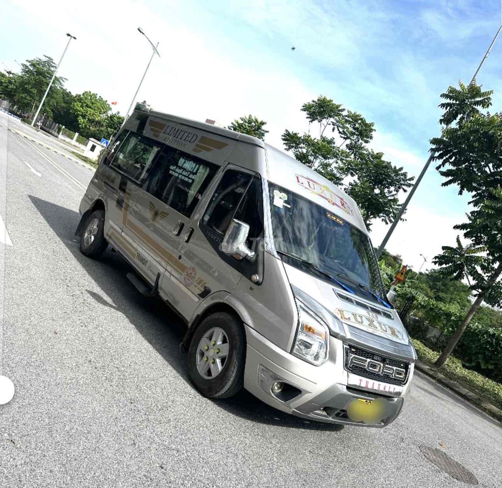 Ford Transit 2014 16 Chỗ 2.4 Diesel - 25000 km. Mua bán Ô tô tại Quận Long Biên Hà Nội được đăng bởi Nguyễn Văn Tuấn hình 2