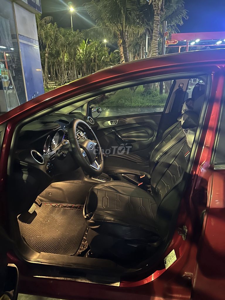 Ford 2014  - 12 km. Mua bán Ô tô tại Thành phố Hạ Long Quảng Ninh được đăng bởi Duc Anh hình 3