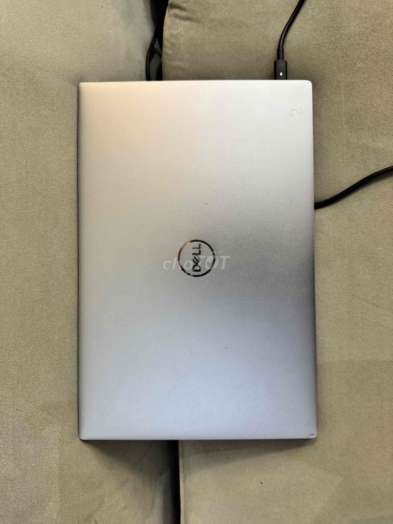 Dell Precision 5550 i7 10850H 32GB/512GB Bạc. Mua bán Laptop tại Quận Đống Đa Hà Nội được đăng bởi Thanh lý cầm đồ hình 1