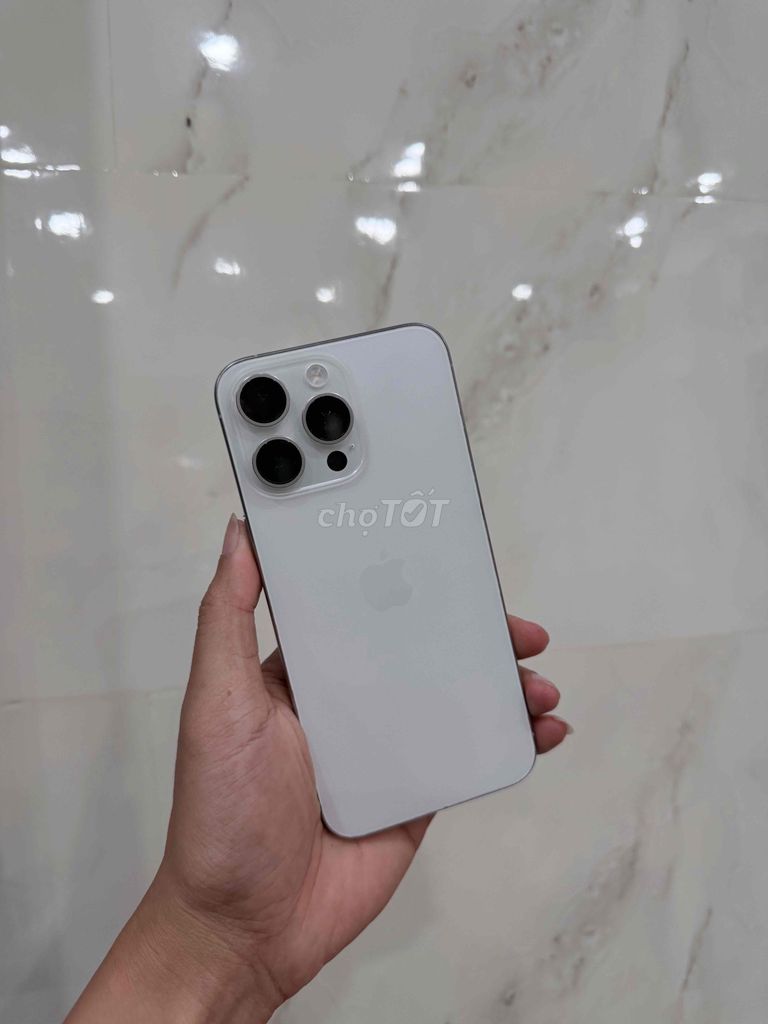 Apple iPhone 15 Pro Max 256GB Trắng VN/A. Mua bán Điện thoại tại Huyện Châu Đức Bà Rịa - Vũng Tàu được đăng bởi Lê Quang Sáng hình 1