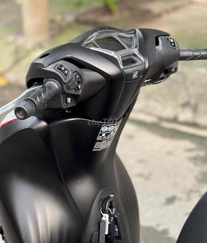 Honda SH 160i ABS 2024 Đen 1000 km. Mua bán Xe máy tại Quận Gò Vấp Tp Hồ Chí Minh được đăng bởi CHXM 86 chuyên bán xe trả góp hình 10