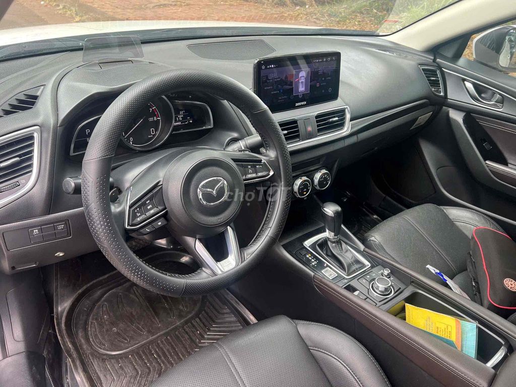 Mazda 3 2.0 AT 2019,xe đẹp không lỗi full đồ chơi