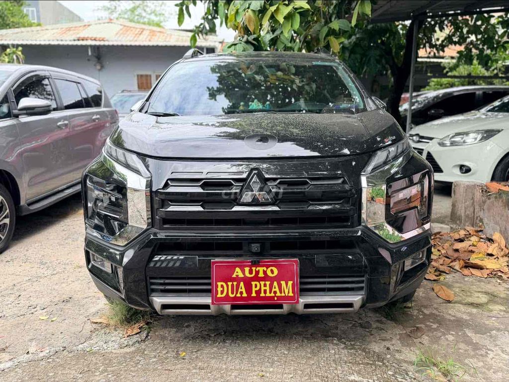 Mitsubishi Xpander Cross 2024 Cross cao cấp Đen