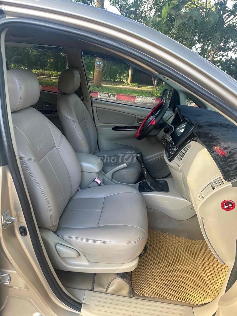 gd cần bán Toyota Innova 2015 E. Mua bán Ô tô tại Thành phố Buôn Ma Thuột Đắk Lắk được đăng bởi Phong phú hình 9