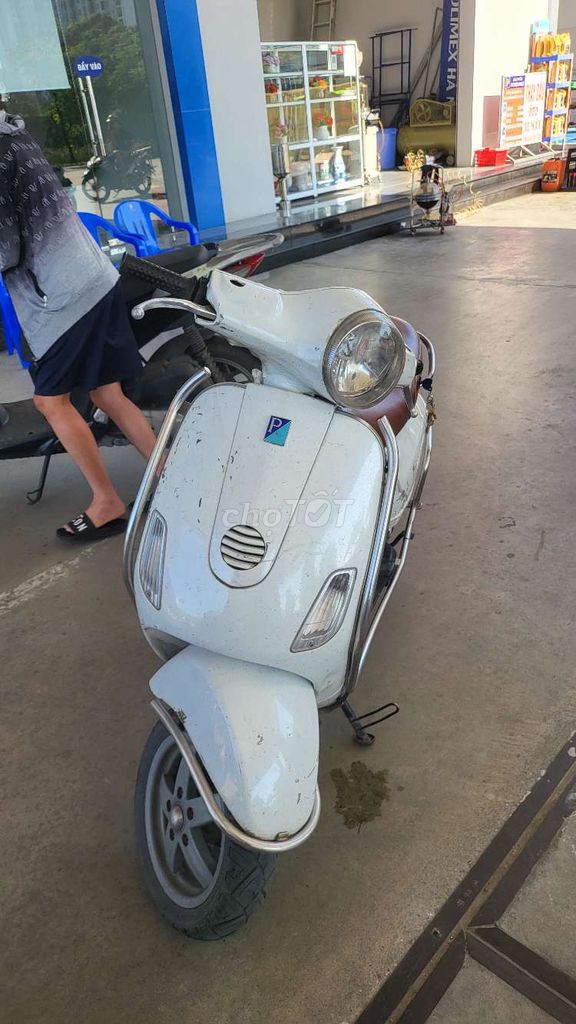 bán xe lx hàng nhập ý màu trắng đời 2009. Mua bán Xe máy tại Quận Long Biên Hà Nội được đăng bởi Văn Quốc Nghĩa hình 1