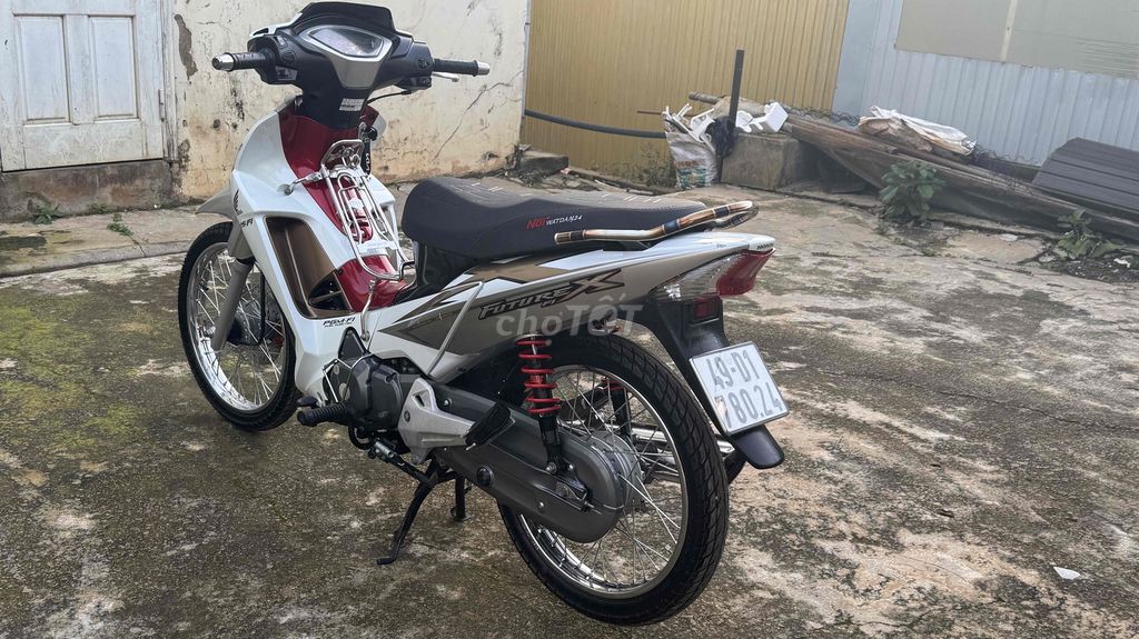 Cần Bán Futrue X xăng cơ dọn nhẹ nhàng. Mua bán Xe máy tại Thành phố Đà Lạt Lâm Đồng được đăng bởi Nguyen Huy hình 2