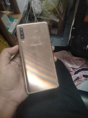 Samsung galaxy a7 màu vàng full chức năng RAM 4