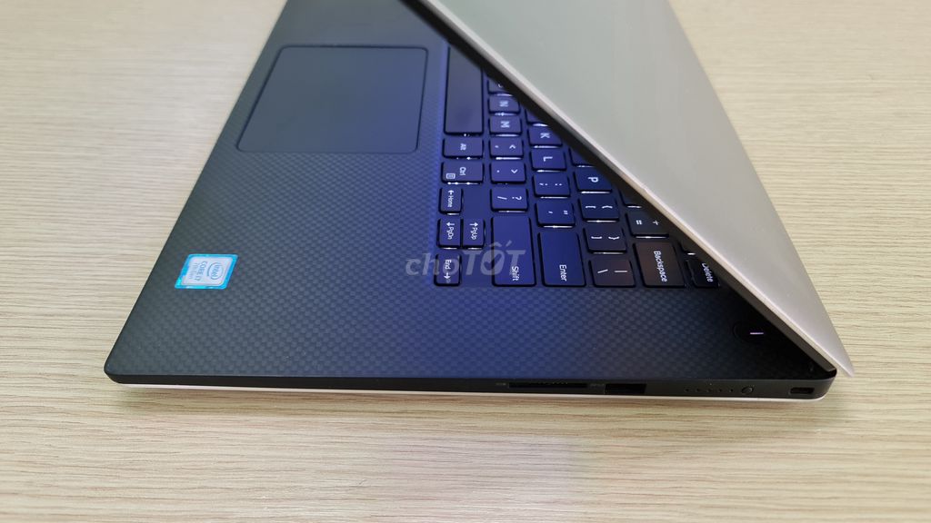 15" 4K TOUCH, MỎNG NHẸ, VGA RỜI, DELL 5520 CORE I7. Mua bán Laptop tại Quận 10 Tp Hồ Chí Minh được đăng bởi Hoài hình 6