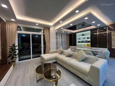 Apartment 300 m² · 4 bed · Cao ốc Satra - Eximland