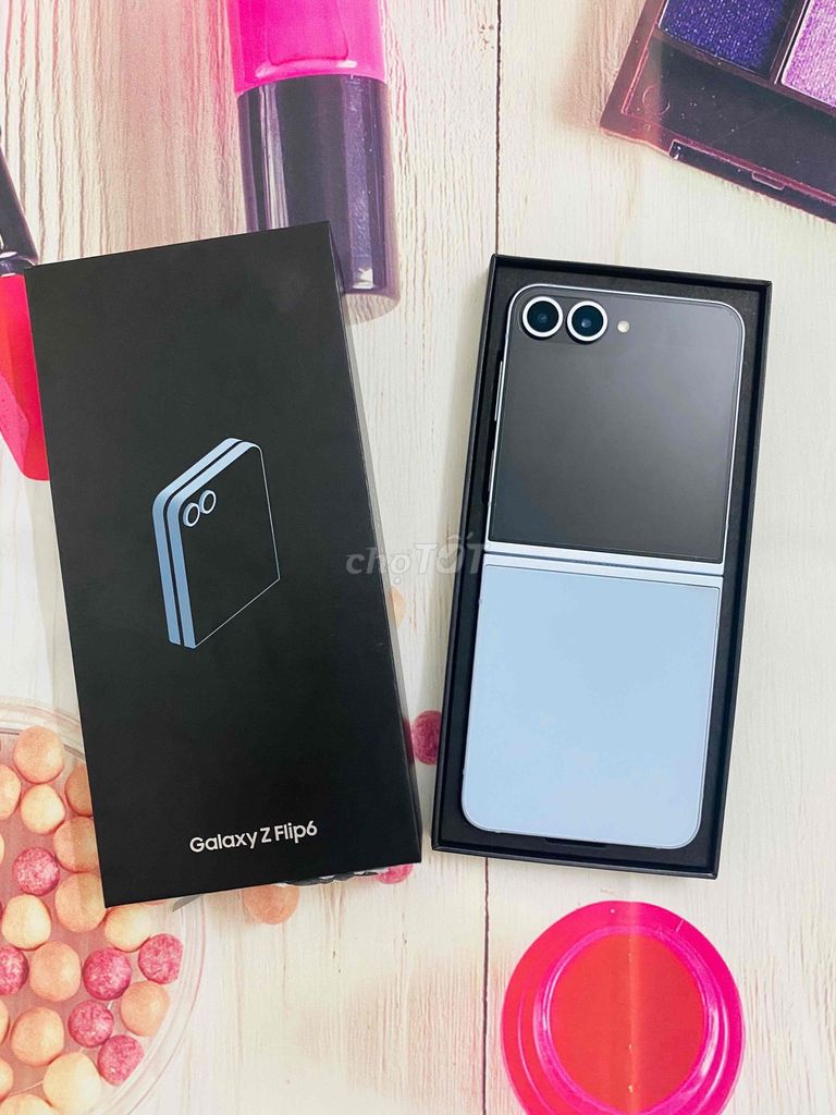 Samsung Galaxy Z Flip 6 12GB/256GB Xanh Việt Nam. Mua bán Điện thoại tại Quận Cẩm Lệ Đà Nẵng được đăng bởi Chuyên Hàng Công Ty hình 1