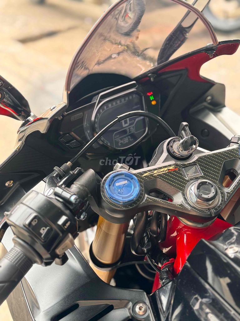 Cần bán Honda CBR250RR 2020 Abs Biển 66 9 chủ. Mua bán Xe máy tại Quận Bình Tân Tp Hồ Chí Minh được đăng bởi Việt Motor Bình Tân hình 6