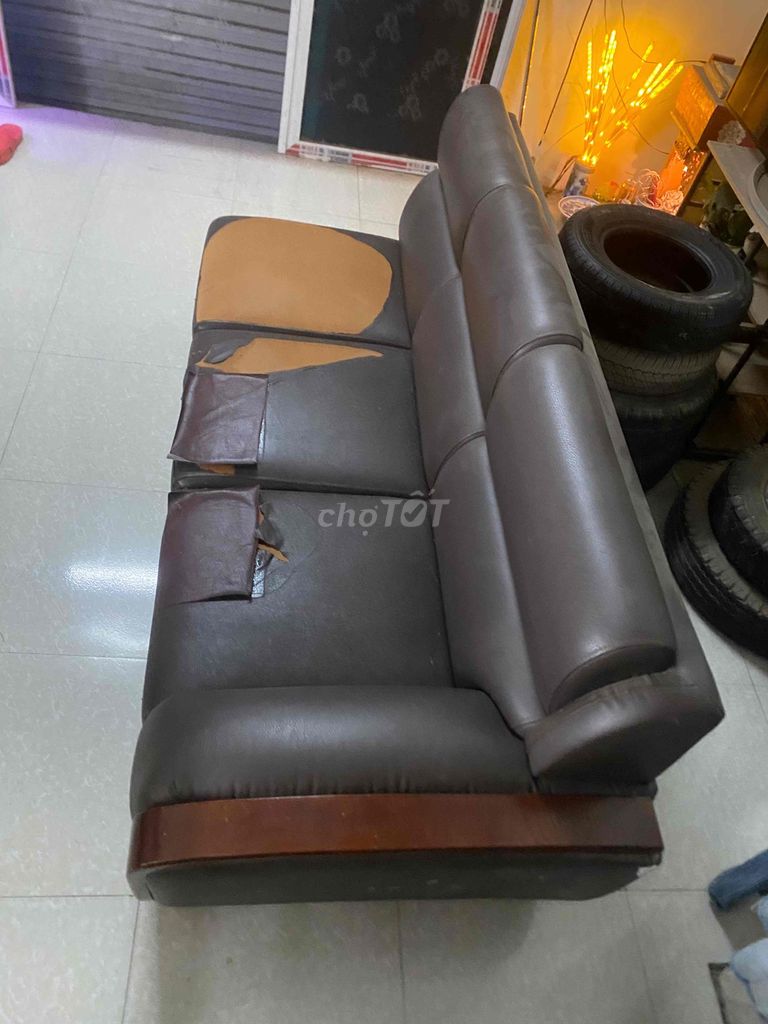Cho tặng tự vận chuyển. Mua bán Bàn ghế tại Huyện Hoài Đức Hà Nội được đăng bởi Mr Kỳ Thành Hưng Group hình 1