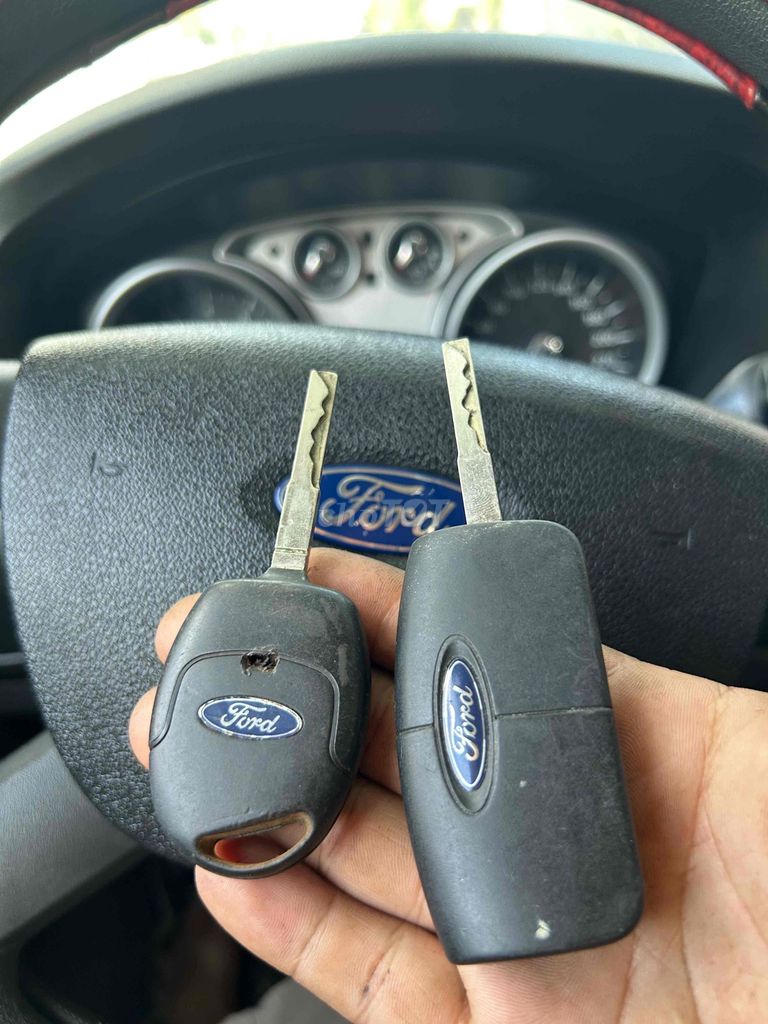 Ford Focus 2010 1 chủ từ mới. Mua bán Ô tô tại Quận Cẩm Lệ Đà Nẵng được đăng bởi Lương văn vỹ  hình 14