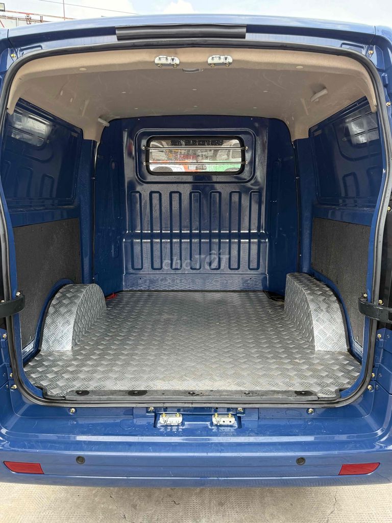 VAN V8 5 Chỗ Lướt 800kg Hỗ trợ Vay Góp. Mua bán Xe tải, xe ben tại Quận 12 Tp Hồ Chí Minh được đăng bởi TỔNG ĐẠI LÝ XE TẢI MIỀN NAM hình 6